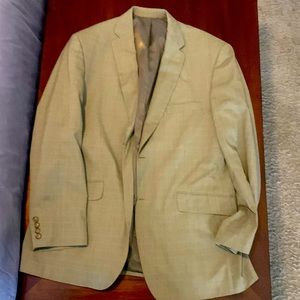 Haggar Blazer. Tan with blue and gray pattern. 44S